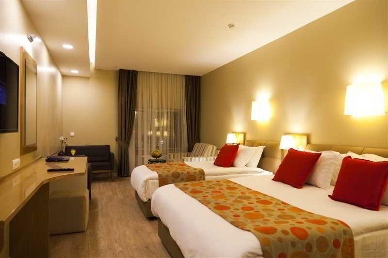 Grand Plaza Hotel Istanbul Exterior foto